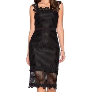 Endless Rose Sleeveless Lace Detail Midi Dress